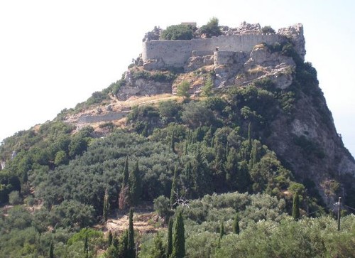 La fortaleza bizantina de Angelokastro