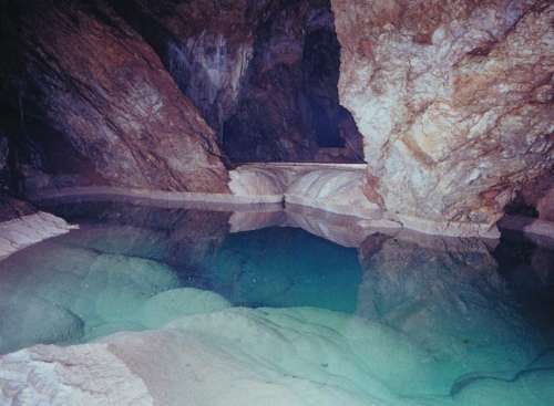 Cueva de los Lagos, Kalavrita, Peloponeso